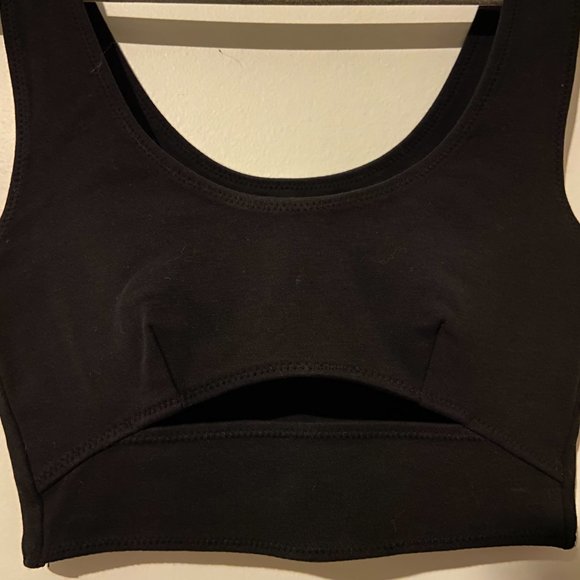 Aritzia shannon cut out bra top - Picture 2 of 3